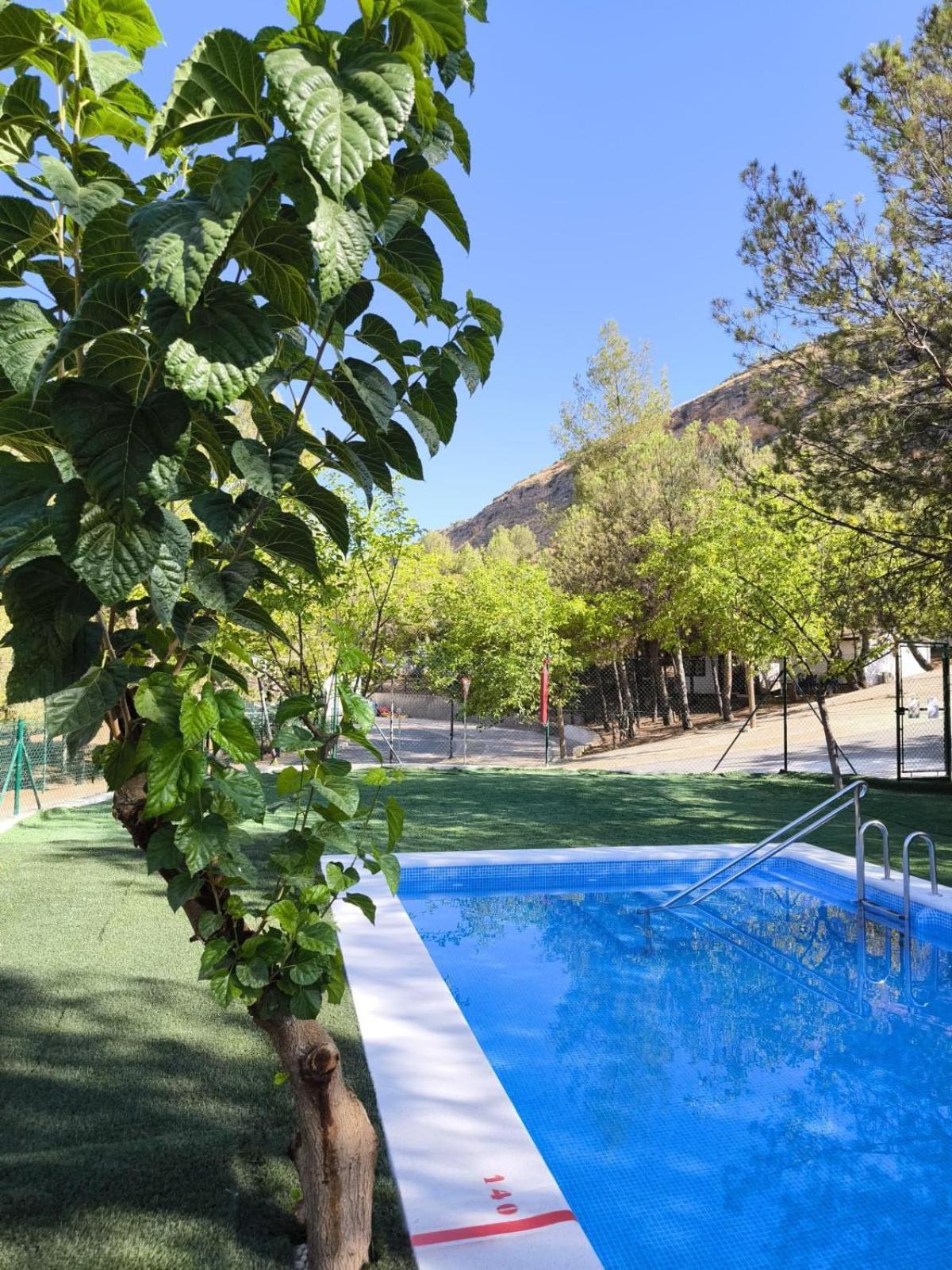 Centro De Ocio Alua Casa Rural Iznajar Lago De Andalucia Eksteriør billede