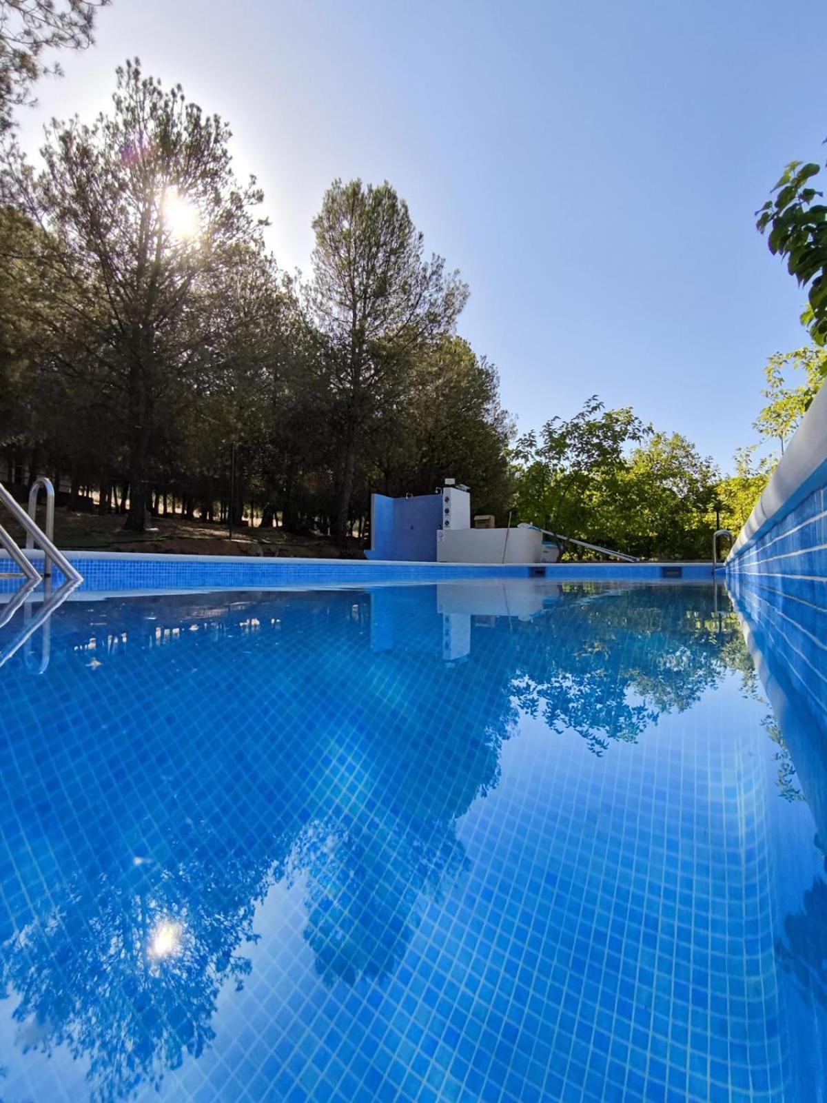 Centro De Ocio Alua Casa Rural Iznajar Lago De Andalucia Eksteriør billede