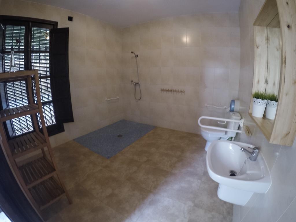 Centro De Ocio Alua Casa Rural Iznajar Lago De Andalucia Eksteriør billede